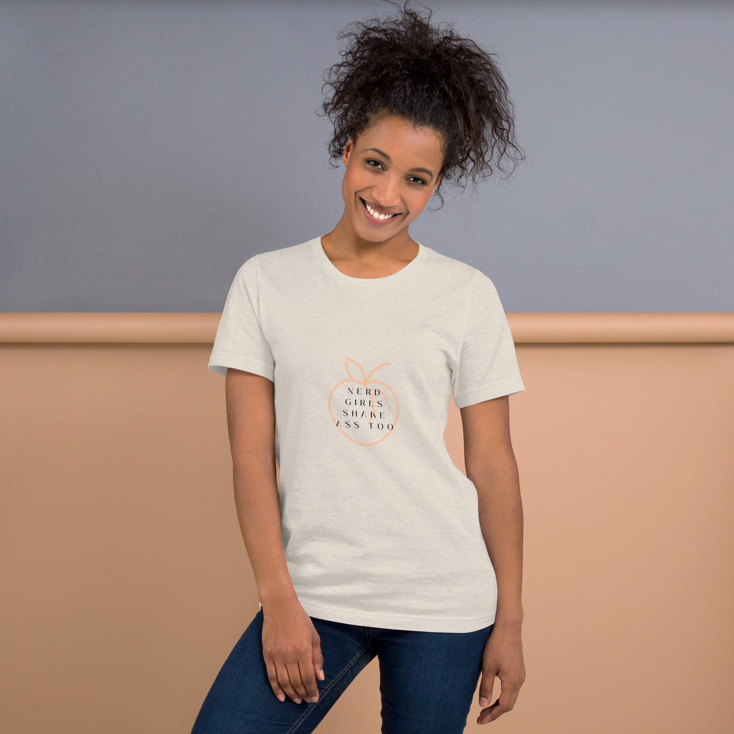 Champagne Mami Unisex T-shirt