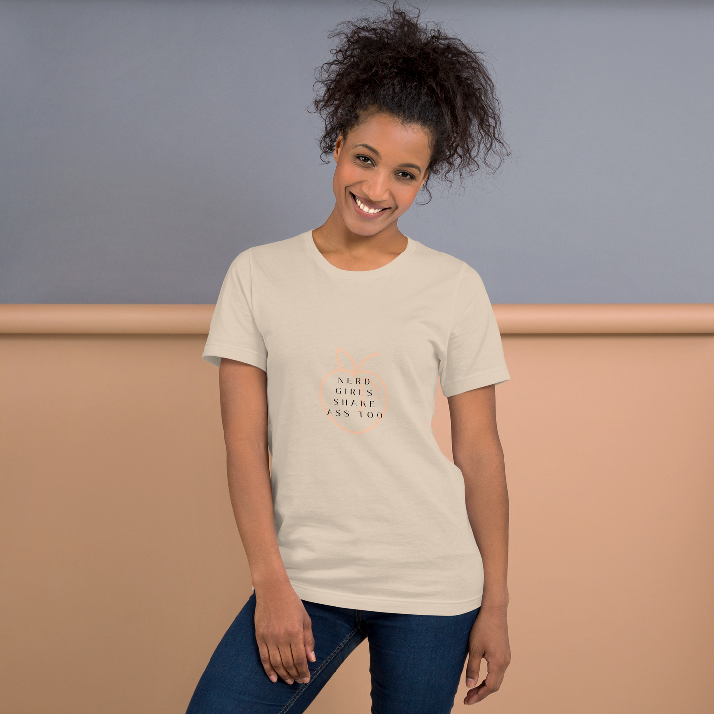Champagne Mami Unisex T-shirt